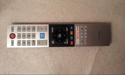 oryginalny pilot TOSHIBA CT-8528 Netflix Youtube..