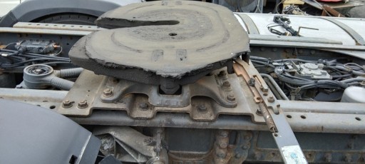 DAF 105 SIODŁO 14CM KOMPLETNE