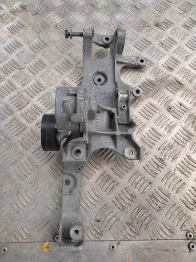 Łapa alternatora 2.0 HDI Scudo Expert Jumpy Proace 12-