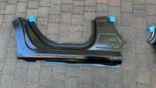 Citroen c3 III prawy próg słupek poszycie
