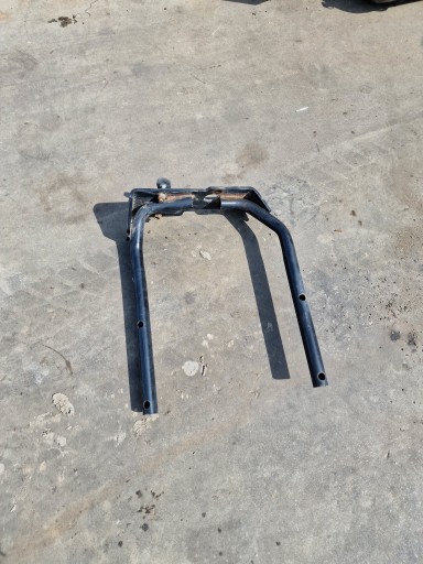 Mocowanie Błotnika Renault Midlum220 przód