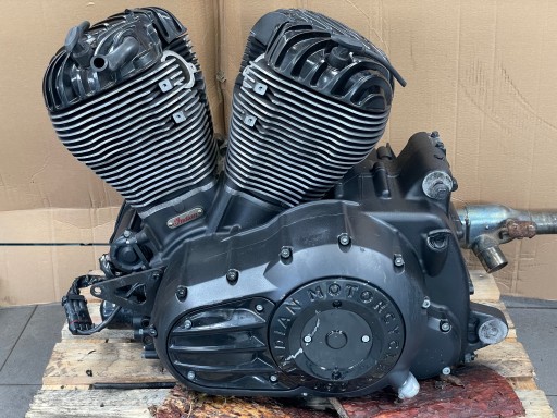 SILNIK SKRZYNIA KOMPLE Indian Chief Dark Horse 111