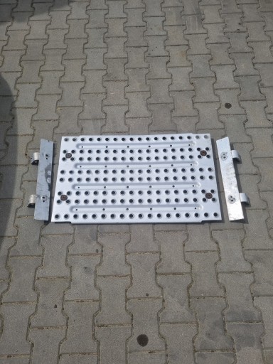 OSŁONA PODEST BLACHA RAMY MOCOWANIA RENAULT GAMA T C K RANGE VOLVO FH 4 FMX