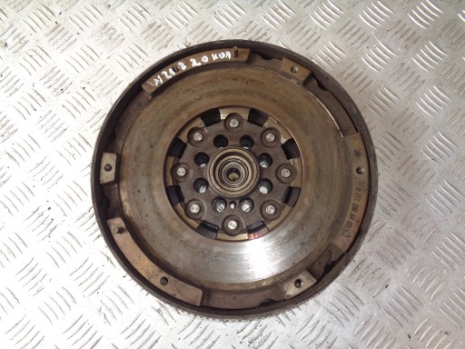 KOŁO DWUMASOWE DWUMAS MERCEDES C W203 2.0 00-
