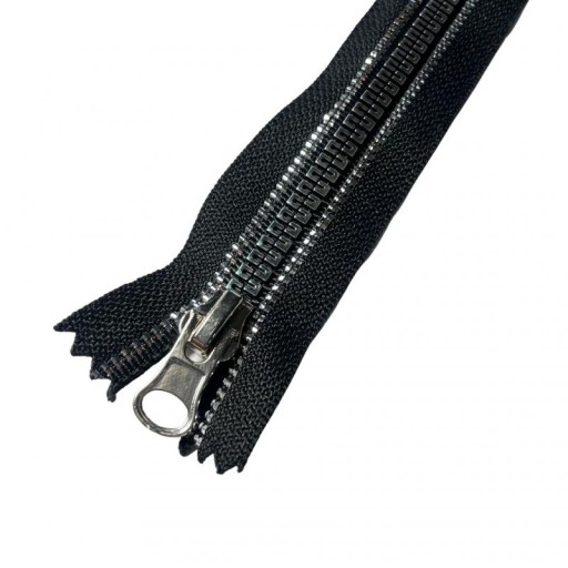 Elegancki Zamek Błyskawiczny Odzieżowy Zygzak 55 cm Kolor Czarno Srebrny