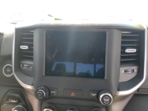 KRATKA NAWIEWU KONSOLI DODGE RAM 1500 2019-
