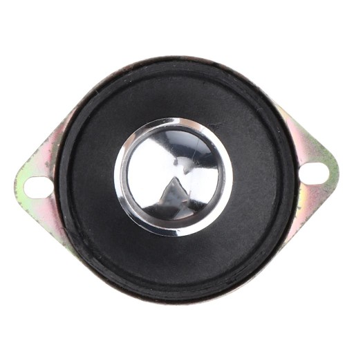 1,5-calowy głośnik stereo o mocy 4,5 W i pełn