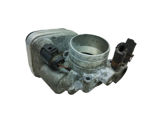 VW PASSAT B6 PRZEPUSTNICA 06F133062
