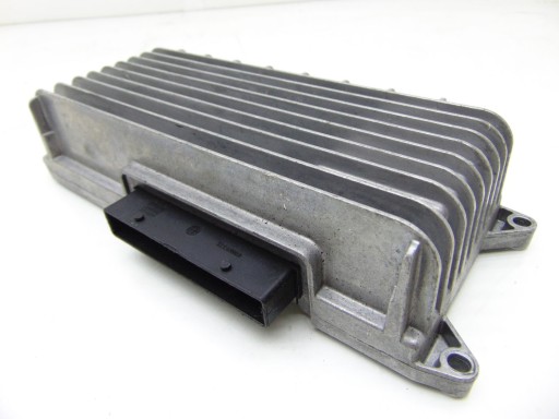 WZMACNIACZ AUDIO MUZYKI AUDI A4 B8 A5 8T0035223J