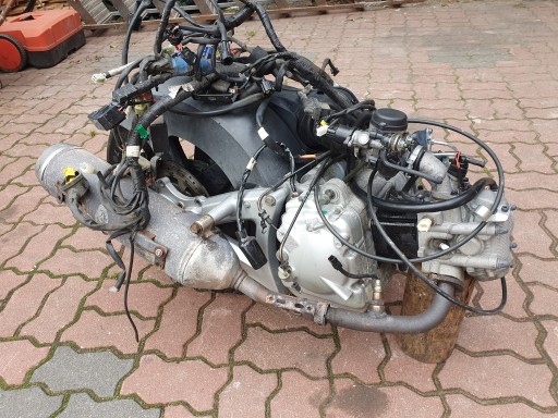 YAMAHA X-MAX 250 06-09 SILNIK KOMPLETNY SWAP