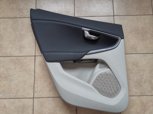 VOLVO V40 II TAPICERKA DRZWI LEWA TYLNA LH