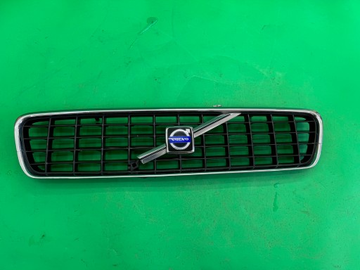 GRILL ATRAPA CHŁODNICY ZNACZEK VOLVO S40 II 04- C30 V50