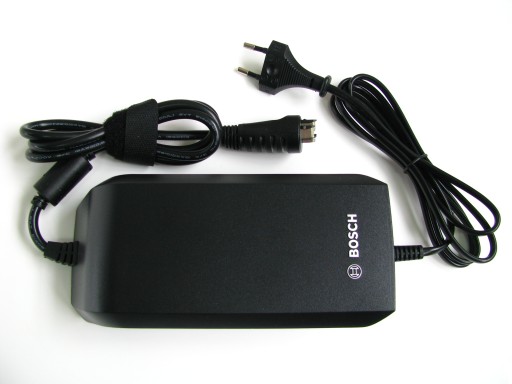 Ładowarka Bosch Active oraz Performance 4A