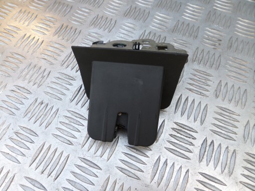 AUDI A3 A5 A6 ZAMEK KLAPY BAGAŻNIKA 8R0827505