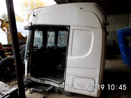 SCANIA R BOK ĆWIARTKA KABINY LEWA