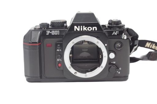 NIKON F-501 AF-do naprawy,części,kolekcji