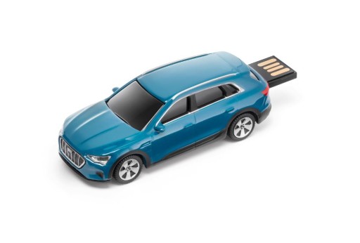 PAMIĘĆ ZEWNĘTRZNA PENDRIVE USB AUDI ETRON 32GB ORYGINAŁ OD ASO