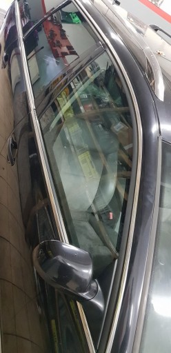 SZYBA DRZWI PRZÓD TYŁ VW PASSAT B5 FL LIFT COMBI WERSJA AS3