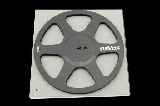 REVOX oryginalna szpula futerałem.