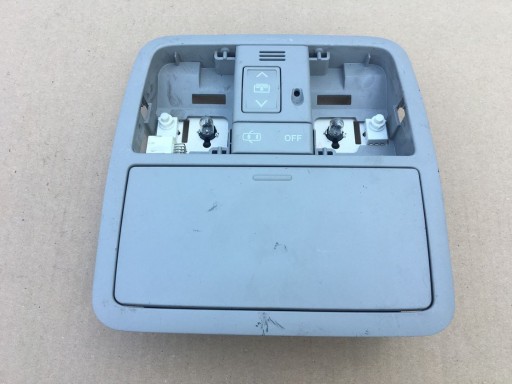 LAMPKA PODSUFITKI TOYOTA AURIS II ŁADNA ORYGINAŁ