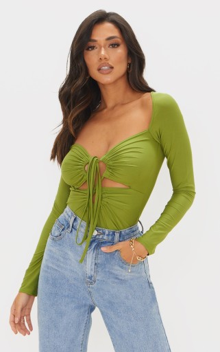 PrettyLittleTHing BODY Z MARSZCZENIAMI I DEKOLTEM WIĄZANYM R.XS N091113