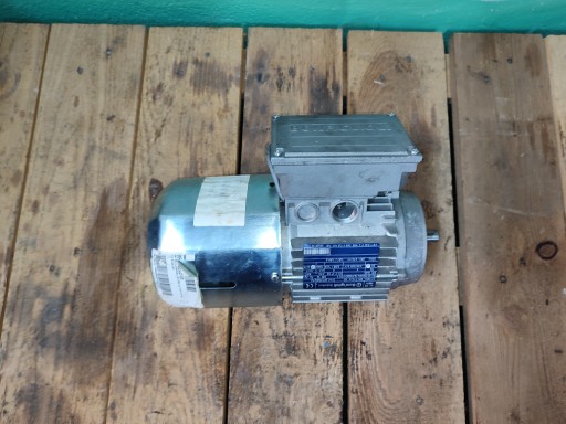 Silnik Bonfiglioli BN 71C4 FD 0,55kW 1380obr HAMUL