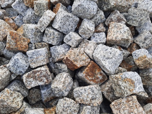 Kostka granitowa SZARO-RUDA 4/6cm surowo-łupana 25kg WYSYŁKA