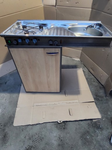 LODÓWKA ELECTROLUX ZLEW KUCHENKA CAMPER KAMPER