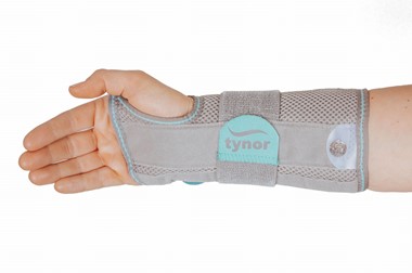 TYNOR E-03 ORTEZA Z SZYNĄ NADGARSTKA SZARA LEWA M