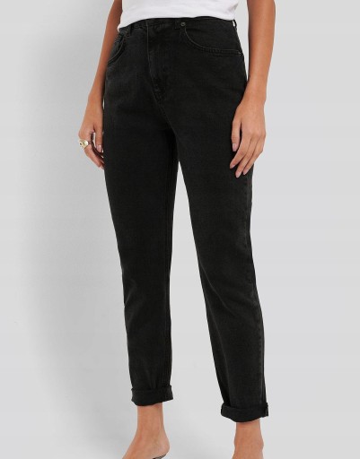 NA-KD JEANSY CZARNE DAMSKIE CASUAL ZAMEK _ 38 M