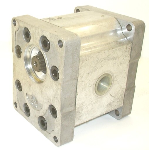 SNP3 C33L SC71.F POMPA PRZEKŁADNI HYDRAULICZNEJ