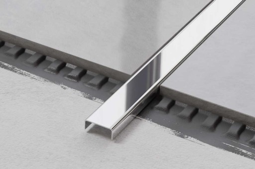 PROFIL C SREBRNY POŁYSK LUSTRO POLER 2,3cm x 270cm