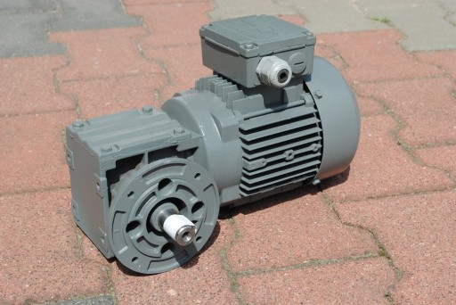 Motoreduktor kątowy 0.37kw. 135obr./min.. SEW!