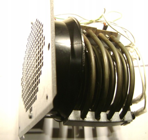 NAGRZEWNICA z wiatrakiem W 230V AC z WOJSKA