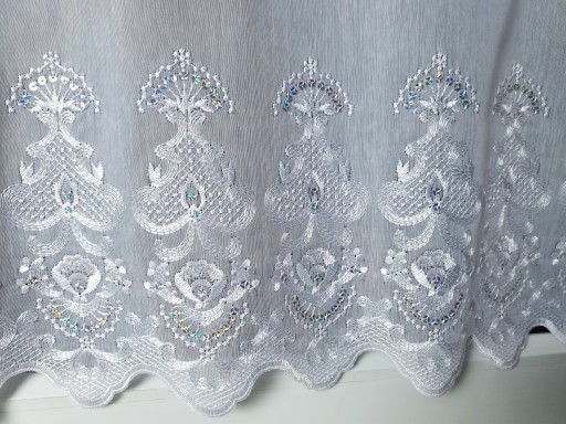 LAMBREKIN-ZAZDROSTKA ETAMINA HAFTY CEKINY 70CM