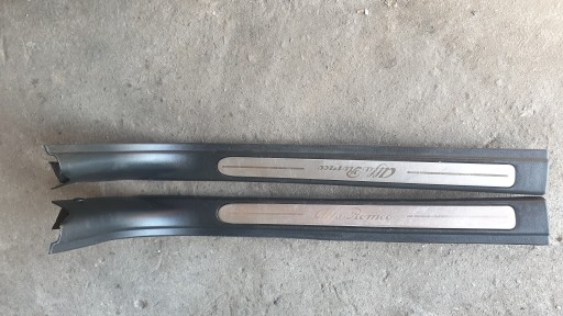 LISTWA LISTWY PROGOWA WEWNĘTRZNA ALFA ROMEO 159