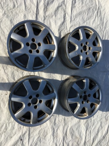 Felgi aluminiowe Ronal VW Golf IV KBA 43857 7x15 ET38 5x100 Audi