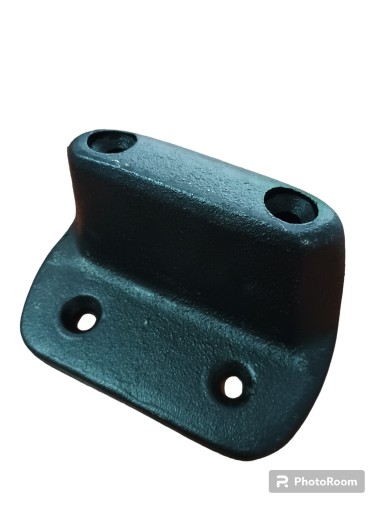odbojnik odbój stoper żeliwny do bramy 80mm przykręcany, podstawa 100x155mm