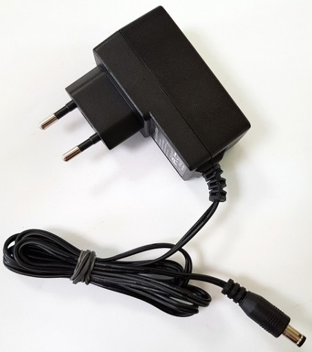 ZASILACZ IMPULSOWY 15V 0.8A 800mA SPEEDPORT I.T.E.