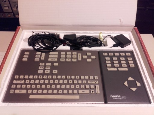 AV processor generator tekstuHAMA videoscript 50