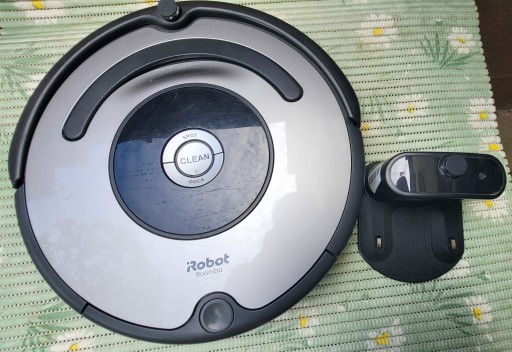 iRobot Roomba 615 uszkodzony na części