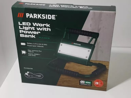LAMPA PARKSIDE PFLA 4400 B1