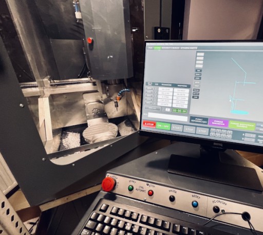 CENTRUM OBRÓBCZE CNC 5 OSI CERTUS Rotary G-05