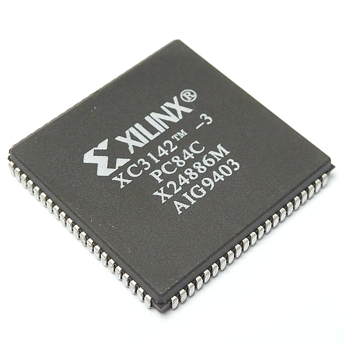 [1szt] XC3142-3PC84C FPGA IC