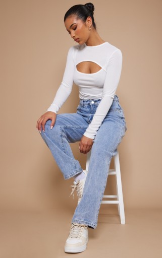 PRETTYLITTLETHING BODY BIAŁE PRĄŻEK WYCIĘCIE RM B385103