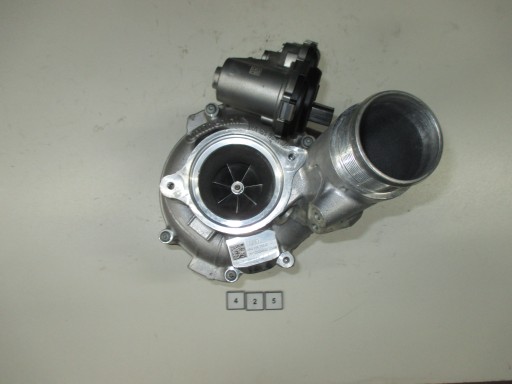 VW GOLF VIII 2.0 TSI TURBINA TURBOSPRĘŻARKA 06Q145703C