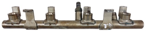 Listwa wtryskowa paliwa lewa Audi A5 S5 8T A6 C6 A8 D3 4.2 FSI 079133315E