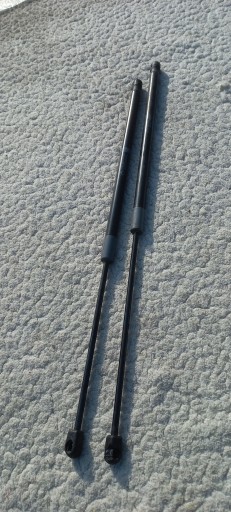 SIŁOWNIK TELESKOP MASKI C-KLASA MERCEDES W204