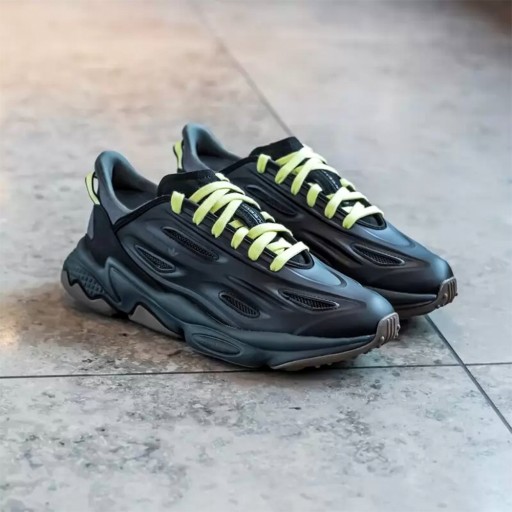 ADIDAS ORIGINALS OZWEEGO