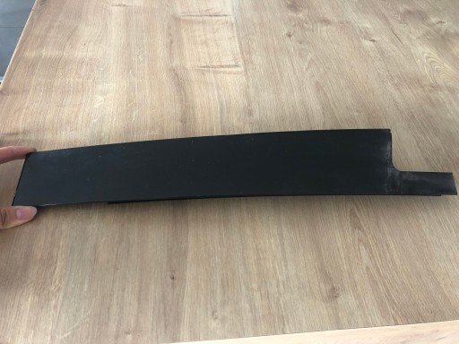 Osłona drzwi prawa tył Megane III 822830005R